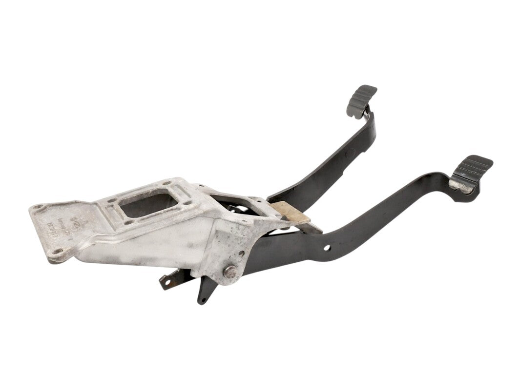 Clutch Brake Pedal Cluster Assembly Bracket 80-91 VW Vanagon T3 251 721 111 B