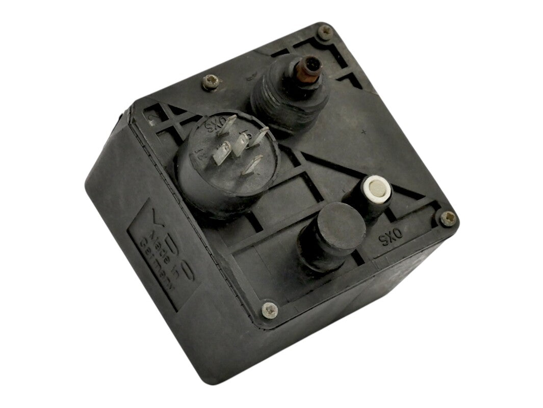 EGR OXS Counter Box 80-85 Porsche 924 - Genuine - 447 957 901 D