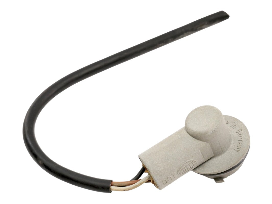 Turn Signal Bumper Light Bulb Holder Socket 88-92 VW Jetta Golf MK2 - Genuine
