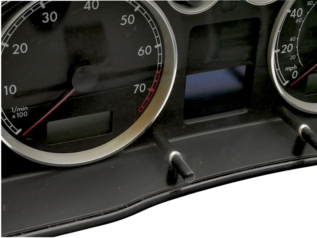 14k Miles Gauge Instrument Cluster 2002 VW Passat B5.5 Speedometer 3B0 920 926 B