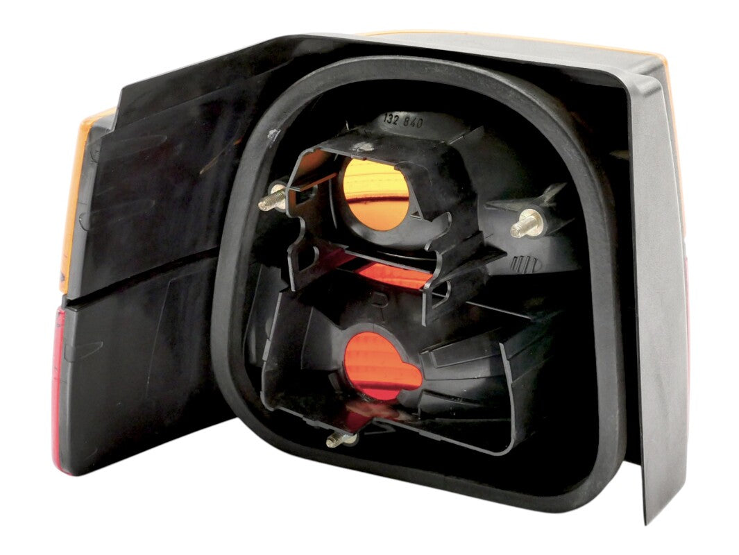 RH Outer Taillight Tail Light Lamp Lens 90-94 VW Corrado SLC G60 ~ 535 945 112 A