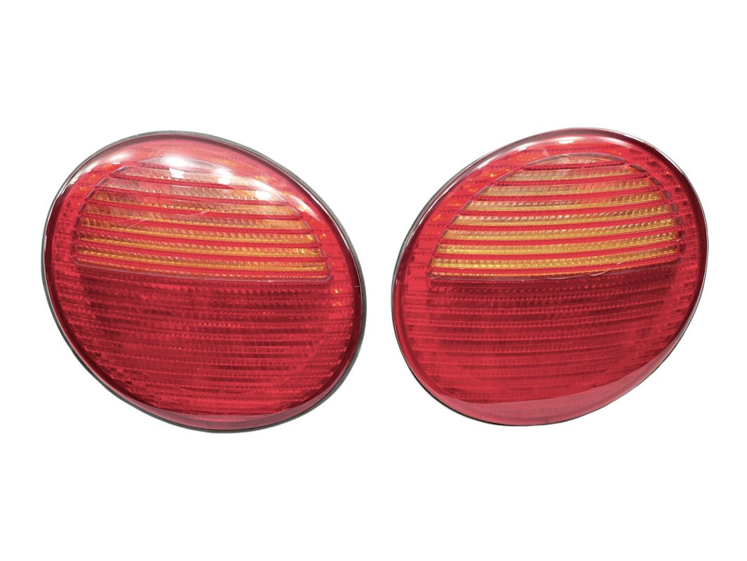 Taillight Set Pair 98-05 VW Beetle Tail Light Lamp - 1C0 945 096 F / 095 F