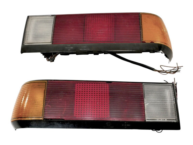Taillight Tail Light Lamp Set 86-88 VW Scirocco MK2 Genuine OEM - 533 945 112 B