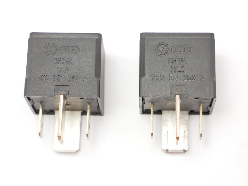 2x Relay # 100 VW Audi Jetta Rabbit Golf Cabrio Passat Eurovan ~ 7M0 951 253 A