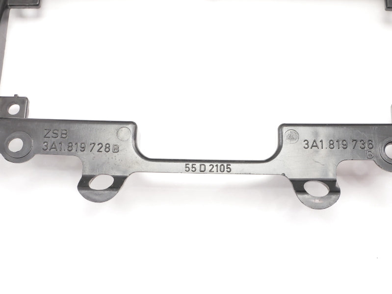 Center Dash Vent Radio Trim Surround 95-97 VW Passat B4 - 3A1 819 736 B