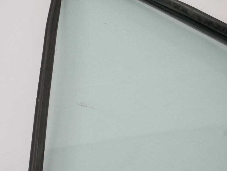 RH Front Door Corner Window Side Exterior Glass & Seal 83-88 VW Quantum