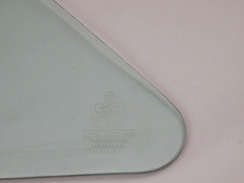 RH Front Door Corner Quarter Window Exterior Side Glass 74-81 VW Dasher
