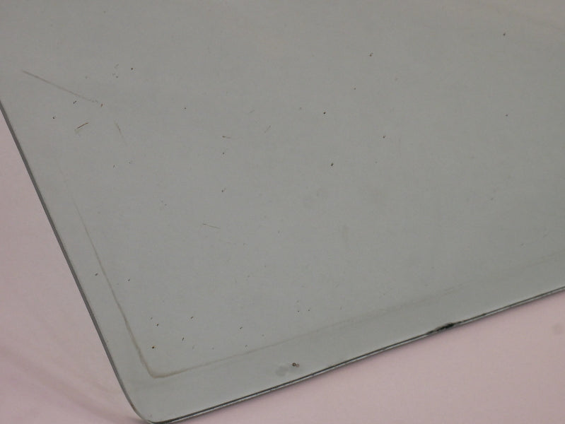 RH Front Door Corner Quarter Window Exterior Side Glass 74-81 VW Dasher