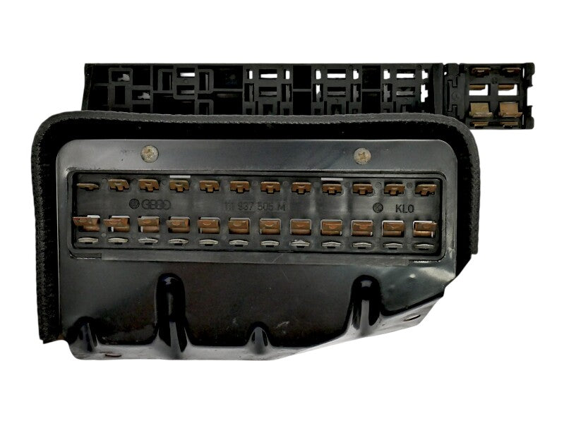 Fusebox Fuse Box Panel 80-85 VW Vanagon T3 - Genuine - 111 937 505 M