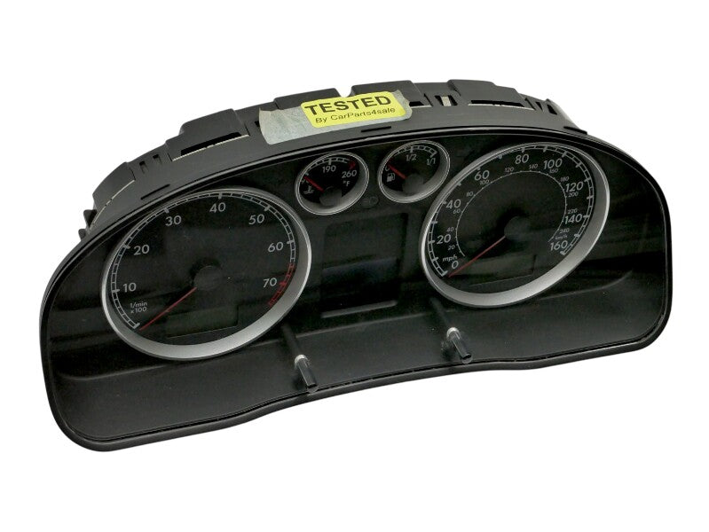 136k Gauge Instrument Cluster Speedometer 02-03 VW Passat B5.5  3B0 920 927 B