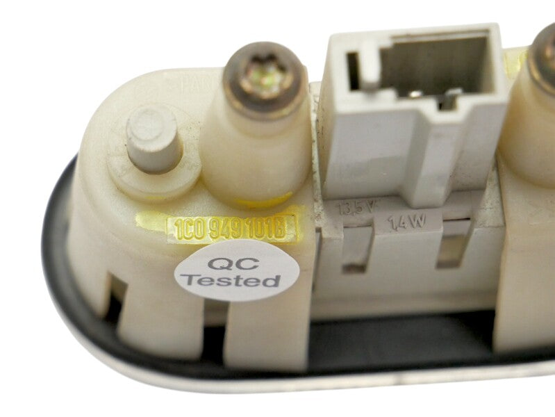 LED Side Marker Turn Signal Light Lamp 00-03 VW Beetle - Genuine - 1C0 949 101 B