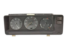 Gauge Cluster Speedometer 1983 Audi 5000 Turbo - 811 360 030