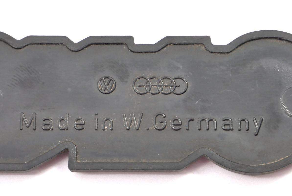 VOLKSWAGEN Trunk Emblem Badge 85-92 VW Jetta Golf MK2 Cabriolet 321 853 685 C