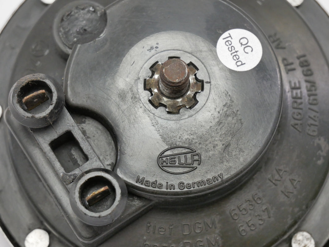Hella 335Hz 12v Horn VW Beetle Bug Bus Ghia Aircooled 71300 6536 KA 6537 KA