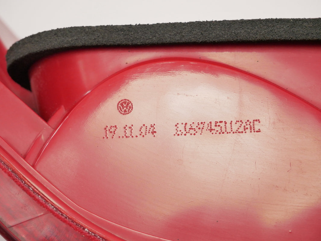 RH Smoked Taillight Tail Light Lamp 99-05 VW Golf GTI MK4 ~ OEM ~ 1J6 945 112 AC