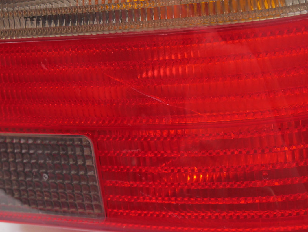 RH Smoked Taillight Tail Light Lamp 99-05 VW Golf GTI MK4 ~ OEM ~ 1J6 945 112 AC
