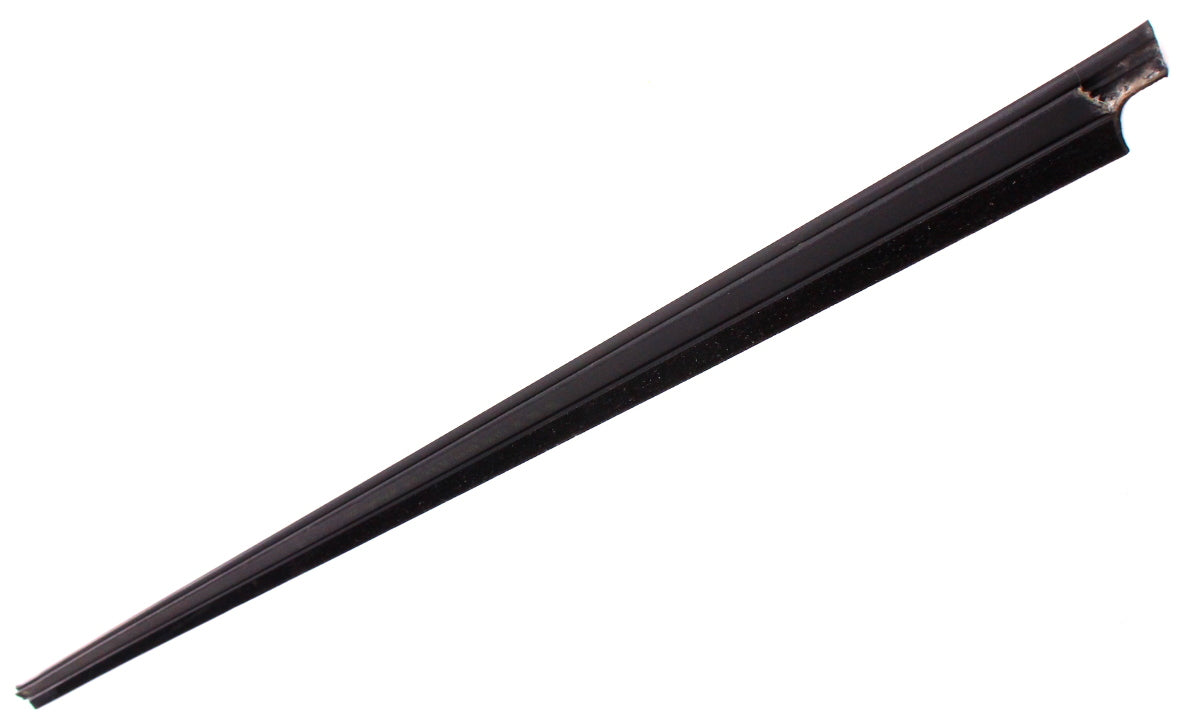 RH Door Window Molding Seal Scraper Trim 99-05 VW Golf GTI MK4 2 DR 1J3 837 432